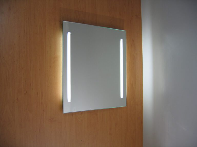 Spiegelleuchte LR 025